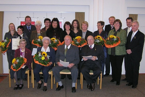 https://www.naturtheater-reutlingen.de/content/igal/k-2007_10_matinee_ntr_41a-MTZ5CU-L-29308.jpg