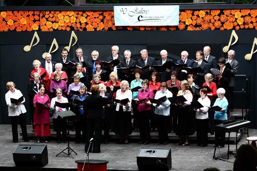 https://www.naturtheater-reutlingen.de/content/igal/k-2010_chorverband_2_3694-7BUEGM-L-31484.jpg