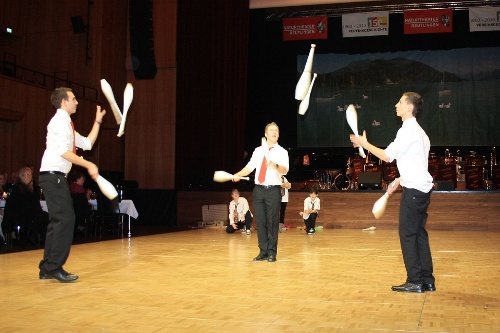 https://www.naturtheater-reutlingen.de/content/igal/k-2013_gala_12_719-HYAW2V-L-14553.jpg