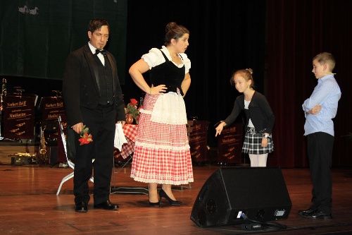 https://www.naturtheater-reutlingen.de/content/igal/k-2013_gala_8_773-IG28AN-L-14544.jpg