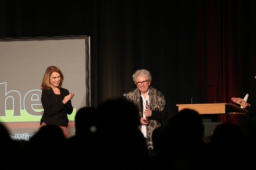 https://www.naturtheater-reutlingen.de/content/igal/k-2019_11_03_preisverleihung_104-YDMX6F-L-26085.jpg