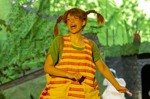 https://www.naturtheater-reutlingen.de/content/igal/k-2022-06-20_petra_stapf_hauptprobe_natutheater_23-D73849-L-41685.jpg