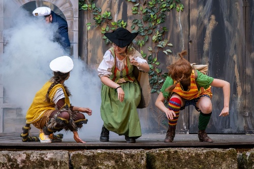 https://www.naturtheater-reutlingen.de/content/igal/k-20_pn-1236-TL8OWE-L-41499.jpg