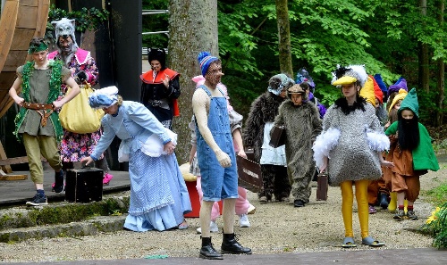 https://www.naturtheater-reutlingen.de/content/igal/k-shrek_foto_niethammer_05-4GGUWW-L-21588.jpg