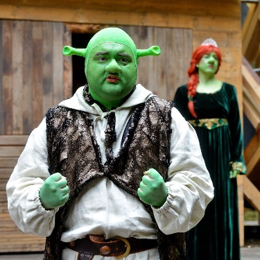 https://www.naturtheater-reutlingen.de/content/igal/k-shrek_foto_niethammer_09-QUHO7G-L-21592.jpg