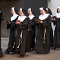 <center><b>2023 | SISTER ACT | Fotoshooting im Mai</b>