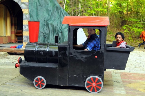 https://www.naturtheater-reutlingen.de/content/igal/k-stadt-mai-jim_knopf17_pacher-ELCAE7-L-32818.jpg