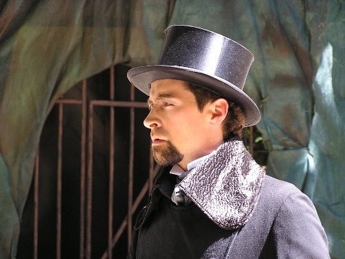 https://www.naturtheater-reutlingen.de/content/igal/naturtheater_reutlingen_les_mis_rables_2008-BY2L76-L-11097.jpg